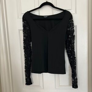Chicme Black Fitted shirt with lace sleeves Sz L